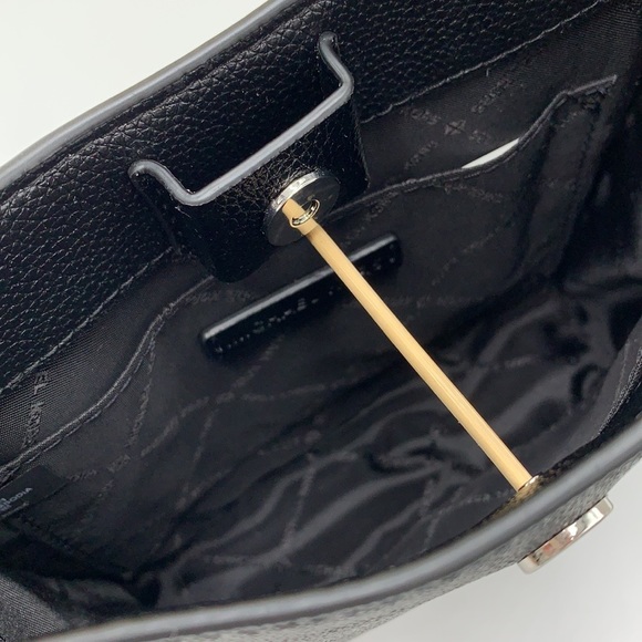 MICHAEL KORS Briley Small Logo Messenger Bag Black signature color - Picture 6 of 16